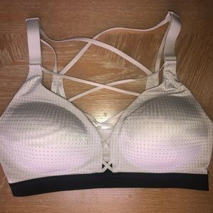 Victoria Secret SPORT VSX Bra